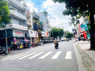 Fifty-two million, Lê Văn Sỹ Front, 3rd District - area 4 x19 meters, 3 floors.