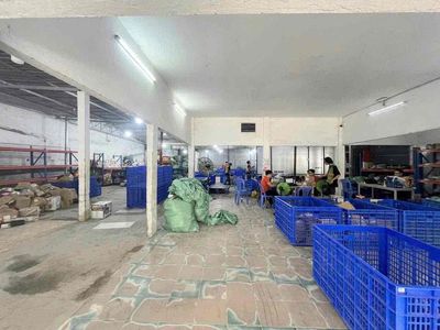 2000 meters District 7 e 110 million good price bùi văn ba District 7 Africa