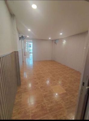 Rents 4x18 M up 3 bedrooms, 3 alleys near cnp school