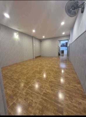 Rents 4x18 M up 3 bedrooms, 3 alleys near cnp school