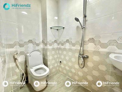 Rent a service apartment near the commercial-aeon Mall University.