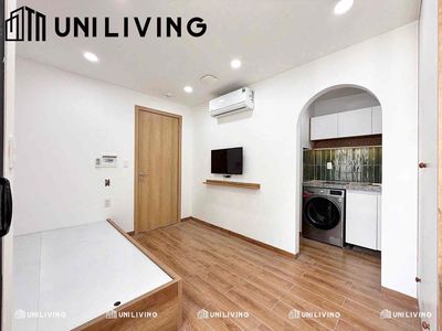 Rent the apartment. A 40-foot bedroom. Full interior.