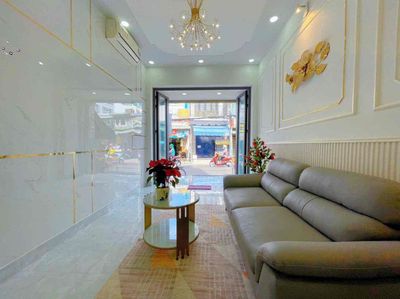 The First Bank of the Second Bank, the Four Bedrooms of Full Seven, is 20 million.