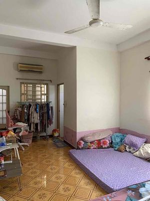 Rent a số 30 A.D. 4 x 13 place a 2nd floor.