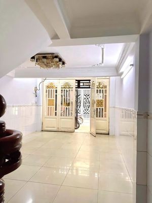Need to rent 958/11 A Lạc Long Quân-7* Q.Tân Bình