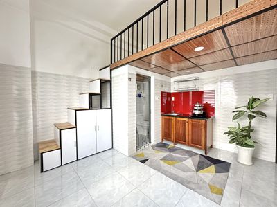 loose-stlocked elevator - full interior right Xô Viết Nghệ Tĩnh bt