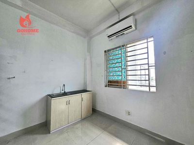 Rent room near a commercial university.