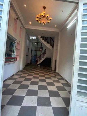 To rent Hoàng Hoa Thám, zqz1(4 bedrooms,5 toilets) 2 stories, car park,
