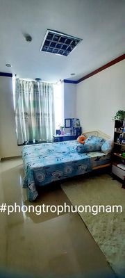 The room near the great literature room, full interior, now free.