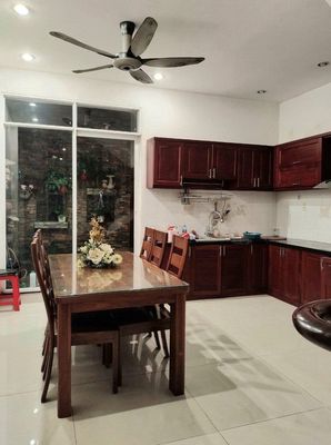 Need to rent 42/3 A Hoàng Hoa Thám-7.Zq1