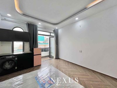 The new apartment is about four social elevators, six million-full furniture.