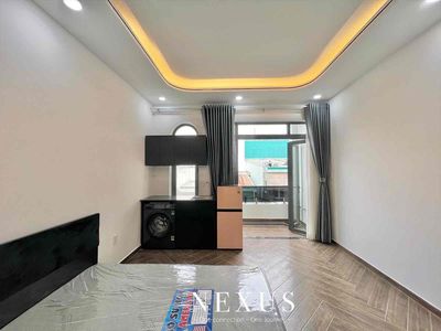 The new apartment is about four social elevators, six million-full furniture.