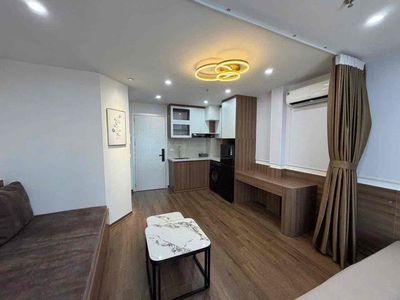 Rent a new 100 percent modern balcony right at Tân Định district.