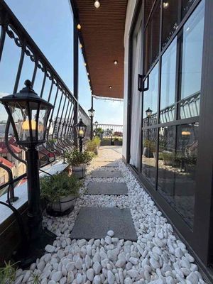 Rent a new 100 percent modern balcony right at Tân Định district.