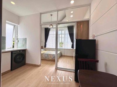 Room service one bedroom near the airport. Close to the Đào Duy Anh Constitution.