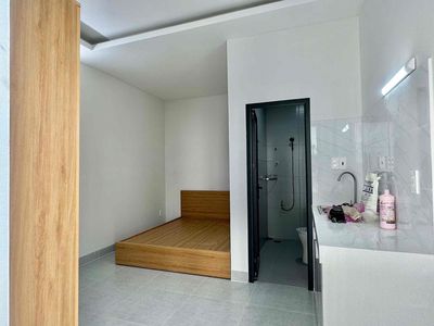 Rent a new apartment 100% away from the University of Panthem 10 P at Vườn Lài