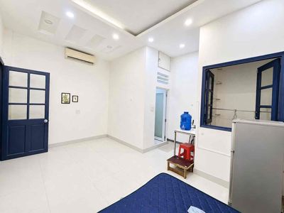 PTân Hưng service apartment is good. 3/3 cars.