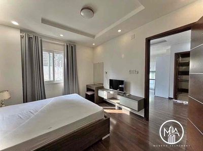 Rent the apartment. A penthouse bedroom.