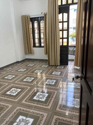 Let's rent a house right here. Aeon Tân Phú - area 4 x 15 m 1 .30. 4th floor bedroom 4 bathrooms