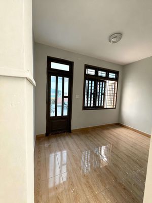 Rent a house for 1 5 bedrooms for 15 million.