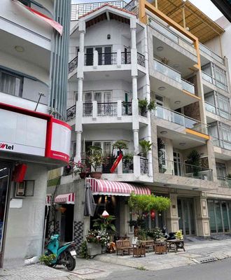 renting two-sided houses to hồ hảo hớn, P. Cầu Ông Lãnh, District 1. Face