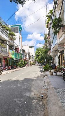 Rent one Bàu Cát 2, Tân Bình. Area 8 x14-A-Dumber One, 3 stories, st