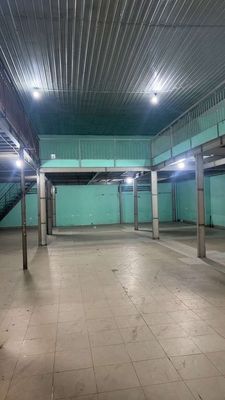 500 M2 warehouses front the container lane 24 hours Bà Điểm - acre