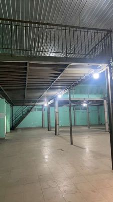 500 M2 warehouses front the container lane 24 hours Bà Điểm - acre