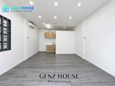Rent a front room near aeon Tân Phú commercial university.