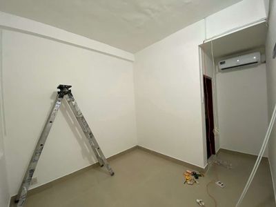 Zqz Room1, room 2 people at 3 million6 a month.