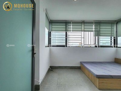 Two bedrooms ready. One living room. A full window interior for nai pet.