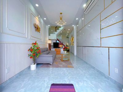 Rent the original house on số 8 P. Gò Vấp.