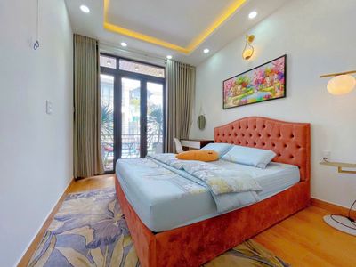 Rent the original house on số 8 P. Gò Vấp.