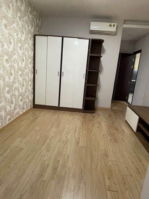 Rent apartment Era Town, District 7. 90 meters, two bedrooms, eight million worth of furniture.