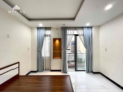 New apartment built the Hoàng Hoa Thám overpass full of K300 interiors.