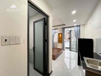 New apartment built the Hoàng Hoa Thám overpass full of K300 interiors.