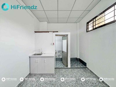 Rent a super cheap studio at the new battlefield.