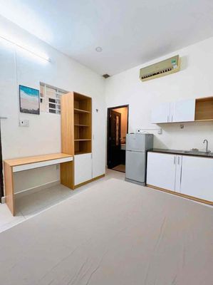 The super cool student room Ngay gần ngã tư Bảy Hiền.