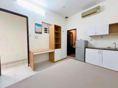 The super cool student room Ngay gần ngã tư Bảy Hiền.