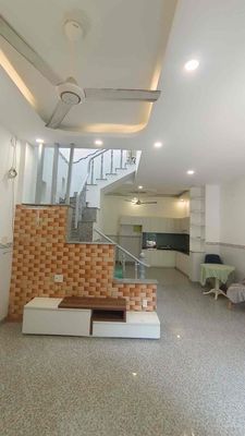 Rent a two-story Long Trường two-room bathrooms in right away.