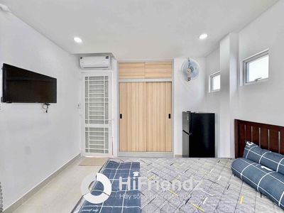 The Bancol kitchen studio plus the private washing machine at the very center of Phú Nhuận