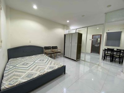 Rent for District 3, District 10-Plainer