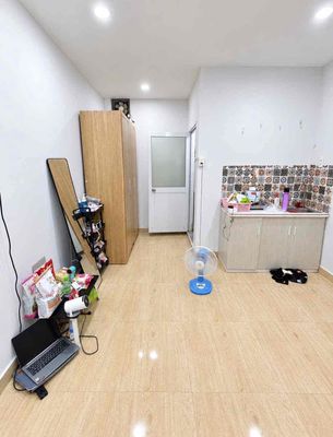 The new studio Full interior is located just in Nguyễn Sơn near the VHI