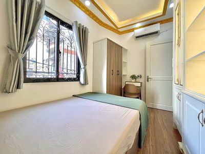 In one bedroom, one room, 70 meters, a Phan Đình Phùng balcony, 717 15, Phú Nhuận