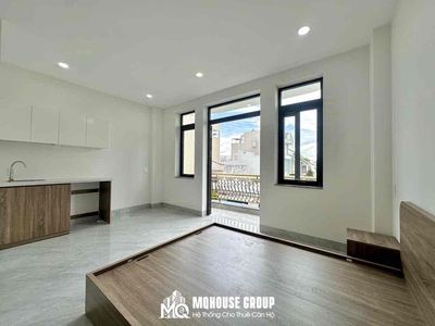 A super-split balcony with a new 100 percent washing machine interior.