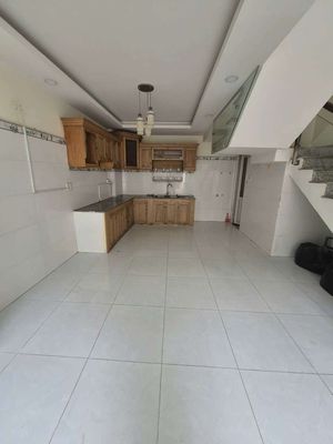 Renting four-story five-story bedroom 6 of the Y-ray bathroom hext Lê Trọng Tấn.