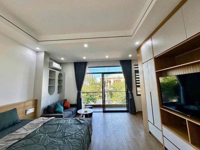 The studio is finely smooth full balconies