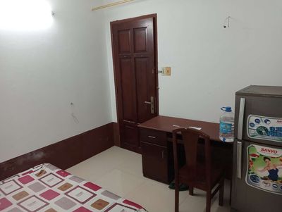 rented a student room near college.