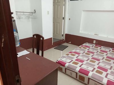 rented a student room near college.
