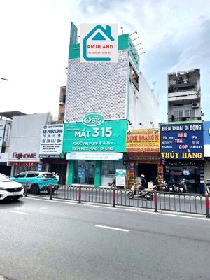 Rent 1 228-230 Hoàng Văn Thụ-7* 4 Tân Bình, 7,2 X23 M(3 stories)